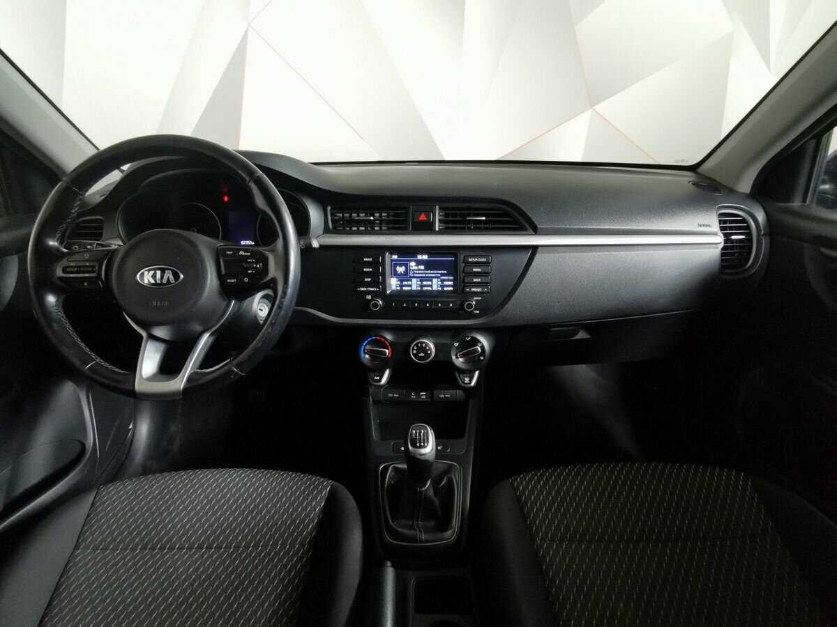 Kia Rio с пробегом — 2018 год. Фото: #9