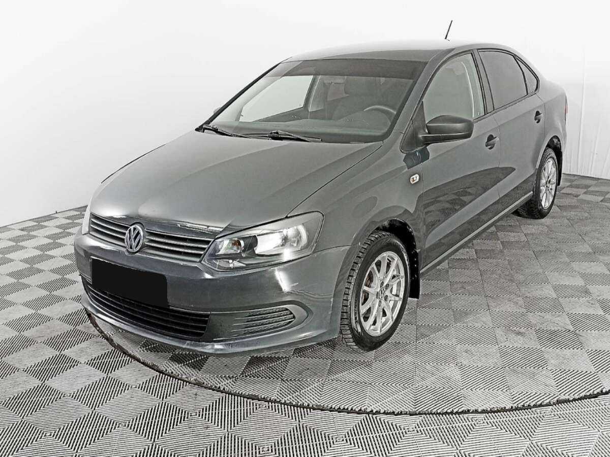 Volkswagen Polo с пробегом — 2013 год. Фото: #0
