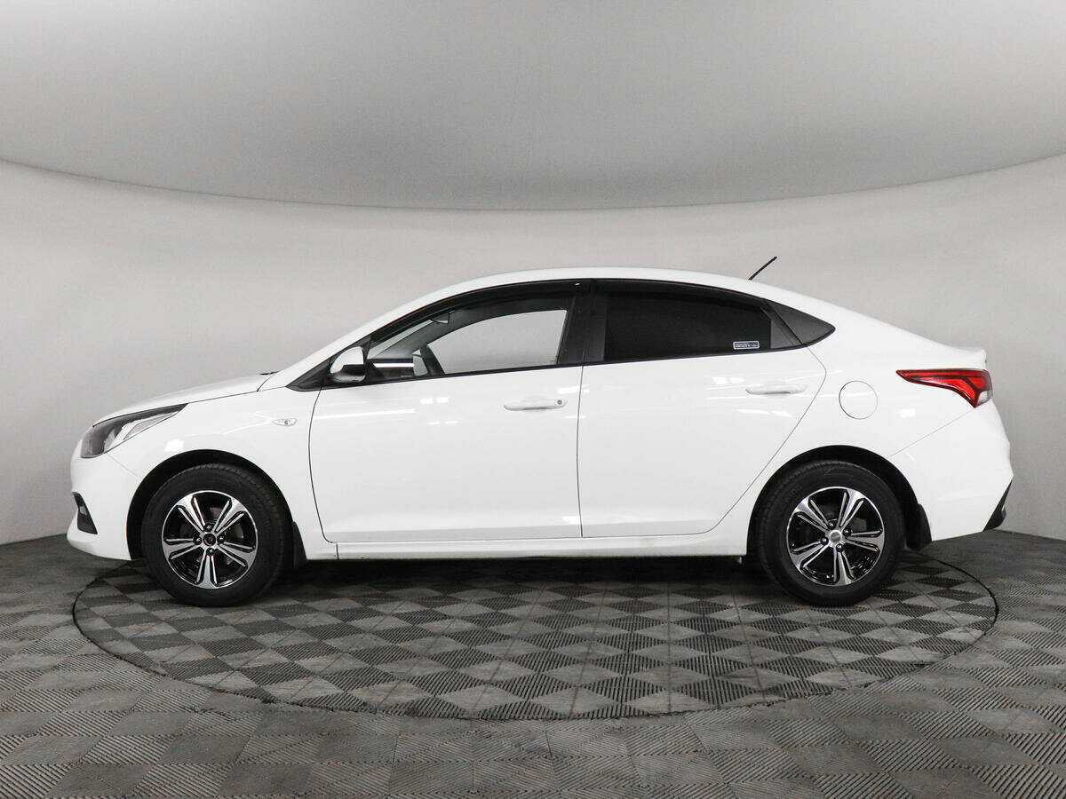 Hyundai Solaris с пробегом — 2017 год. Фото: #7