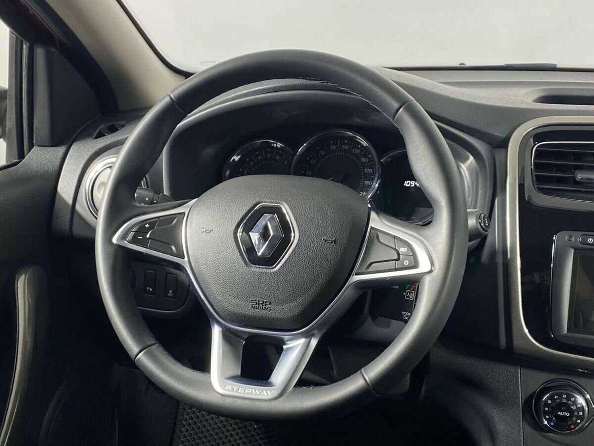 Renault Sandero с пробегом — 2021 год. Фото: #13