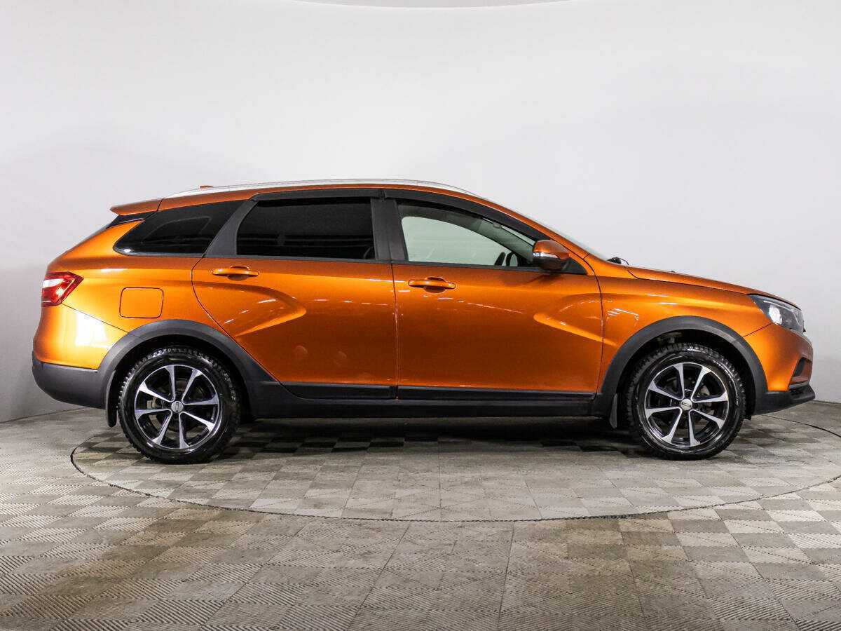 Lada (ВАЗ) Vesta с пробегом — 2019 год. Фото: #3