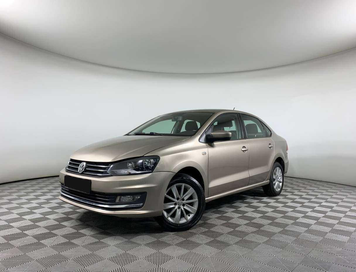 Volkswagen Polo с пробегом — 2015 год. Посмотреть фото