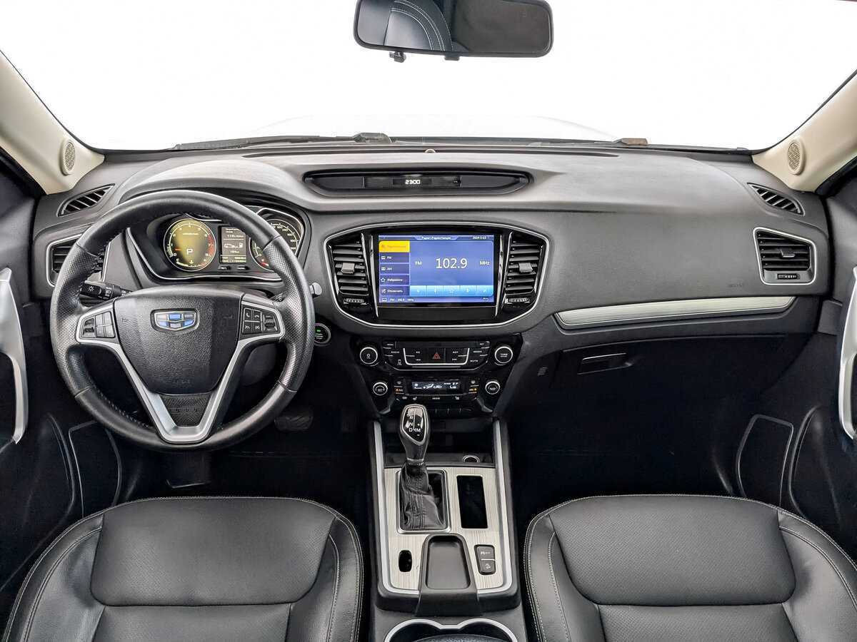 Geely Emgrand X7 с пробегом — 2018 год. Фото: #13
