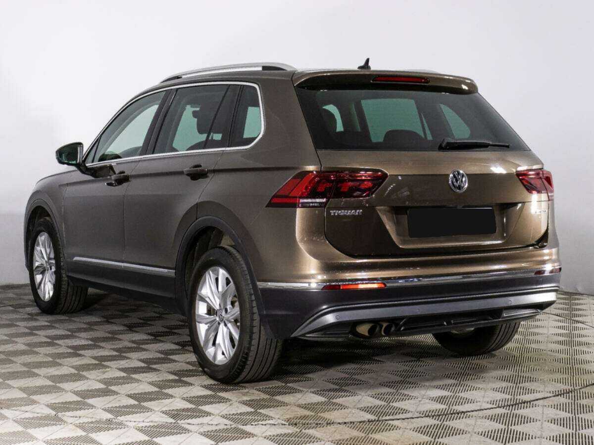 Volkswagen Tiguan с пробегом — 2018 год. Фото: #6
