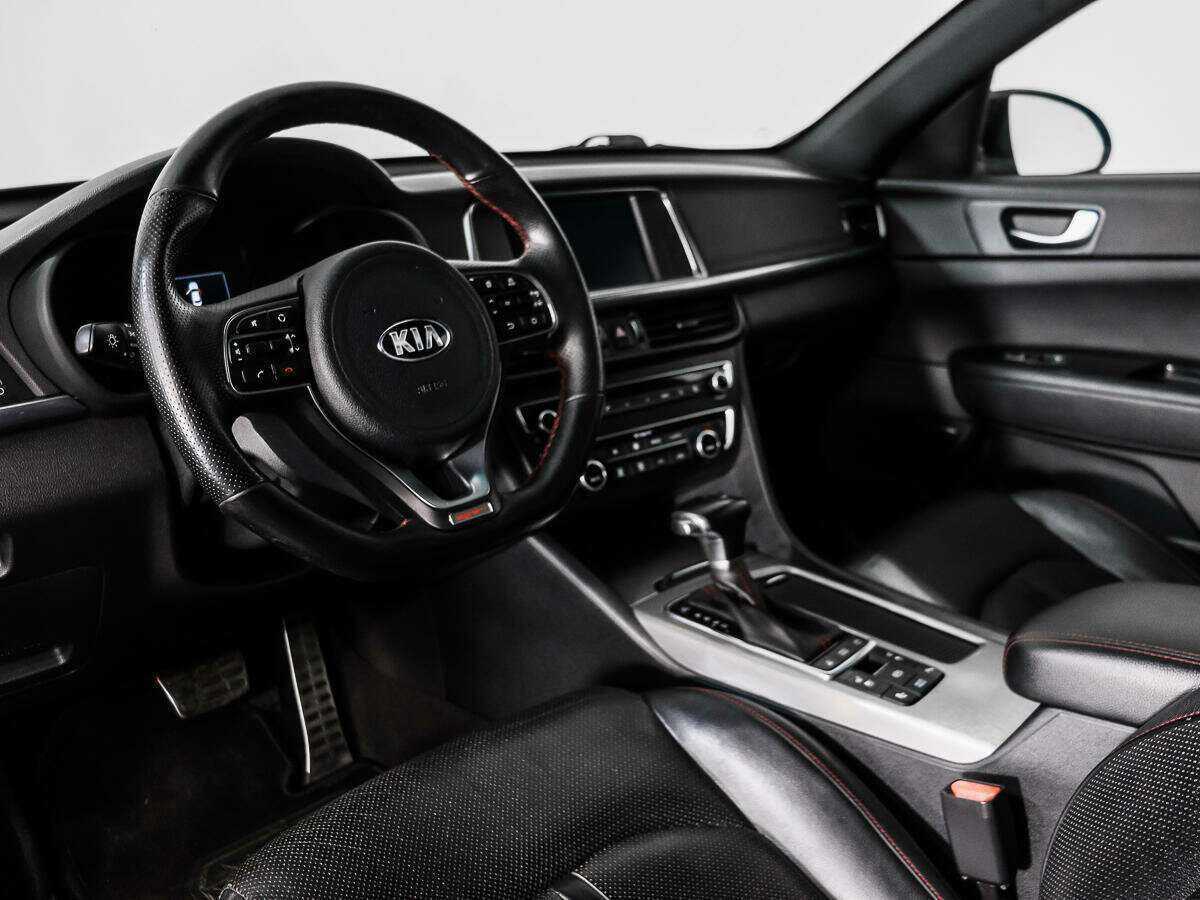 Kia Optima с пробегом — 2016 год. Фото: #8
