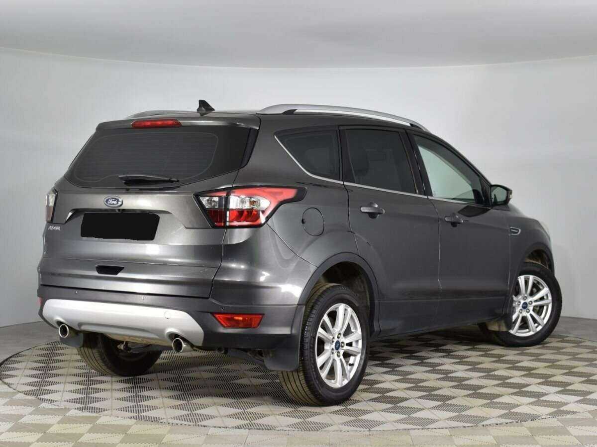 Ford Kuga с пробегом — 2017 год. Фото: #1