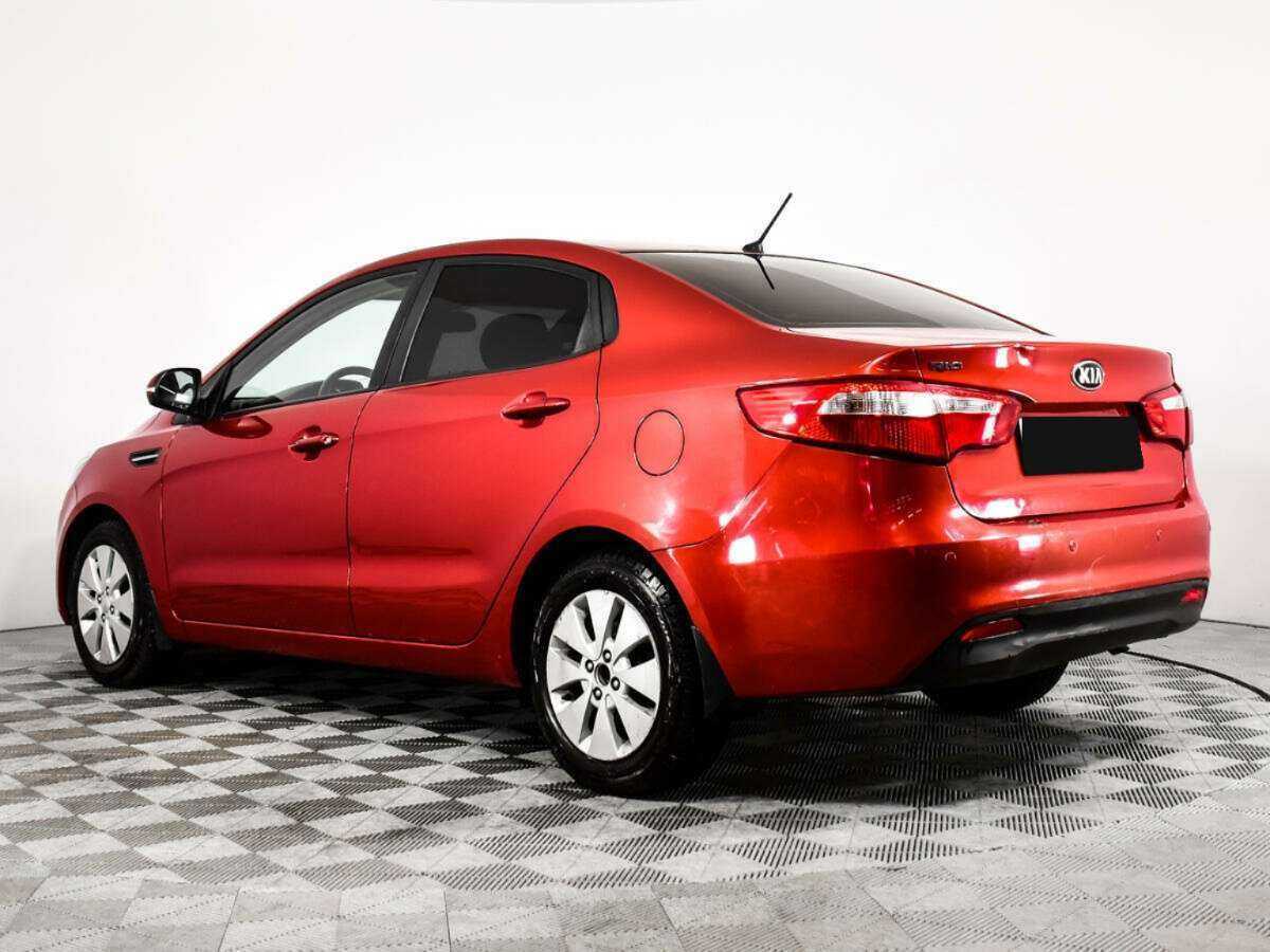 Kia Rio с пробегом — 2013 год. Фото: #5