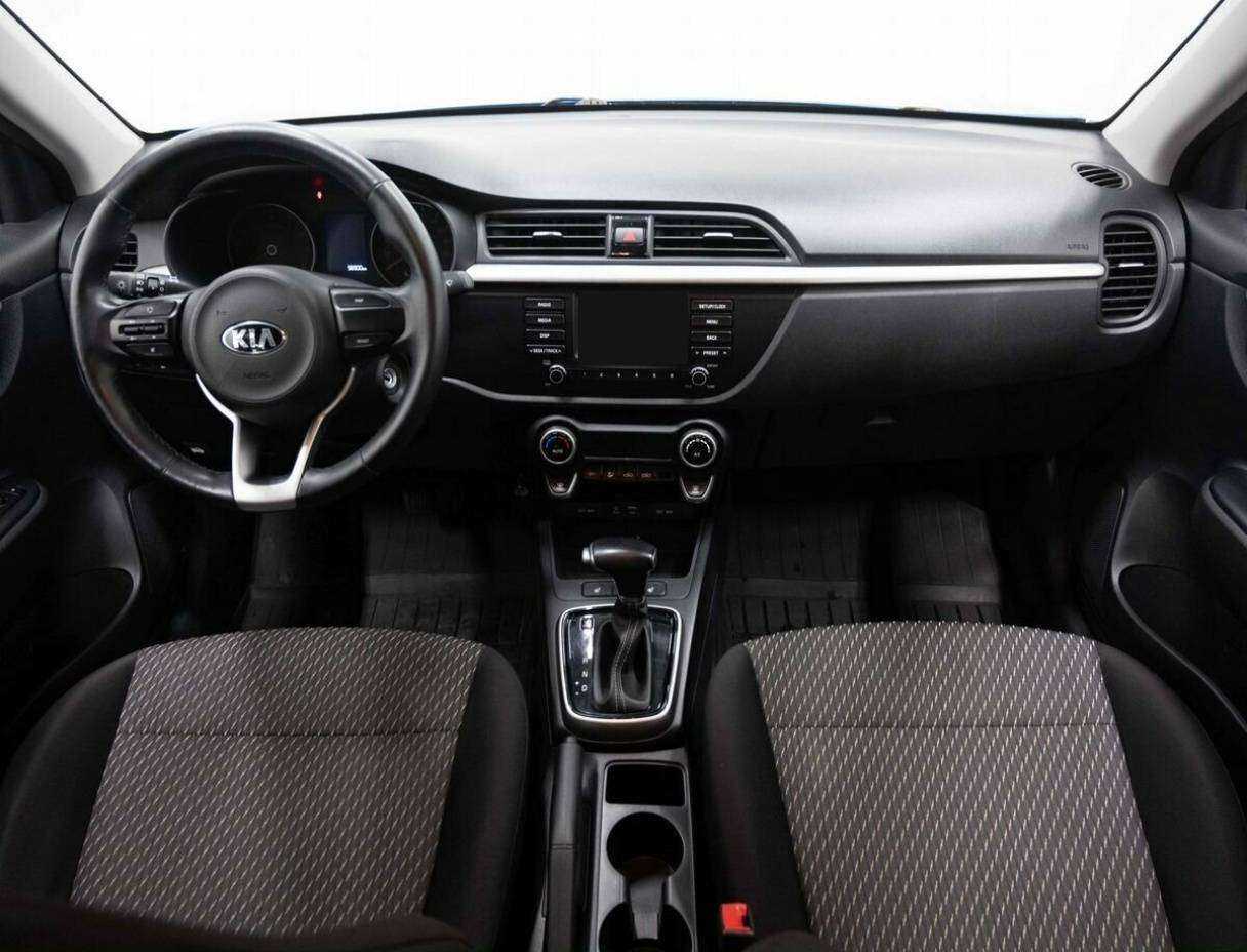 Kia Rio с пробегом — 2018 год. Фото: #12