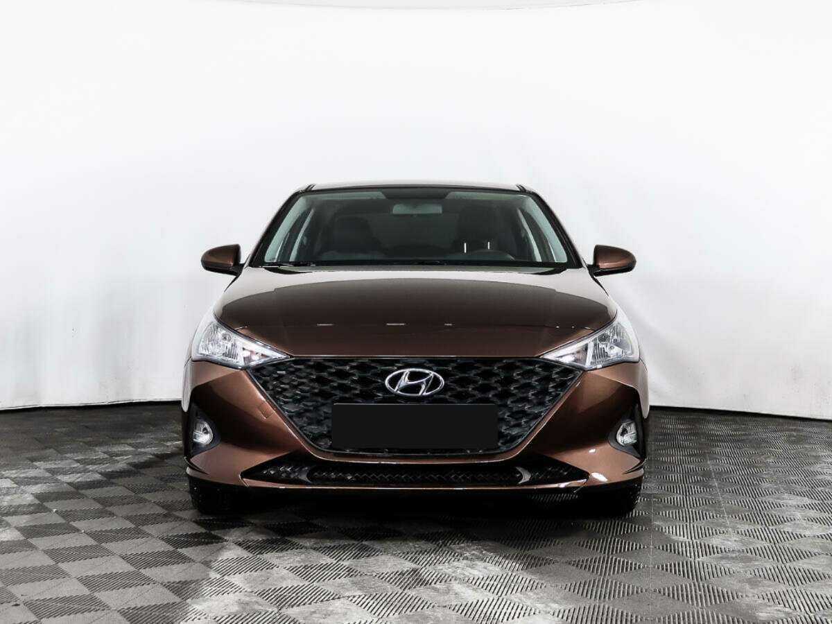 Hyundai Solaris с пробегом — 2021 год. Фото: #1