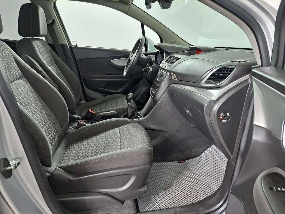 Opel Mokka с пробегом — 2013 год. Фото: #6