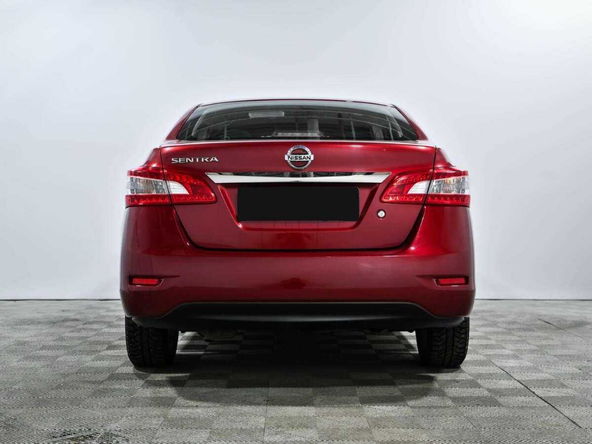 Nissan Sentra с пробегом — 2015 год. Фото: #4