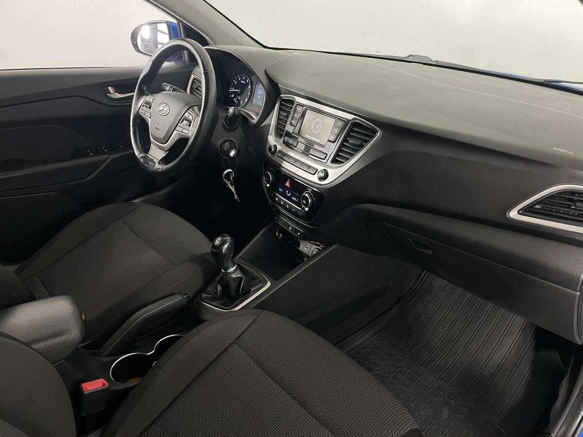 Hyundai Solaris с пробегом — 2017 год. Фото: #11