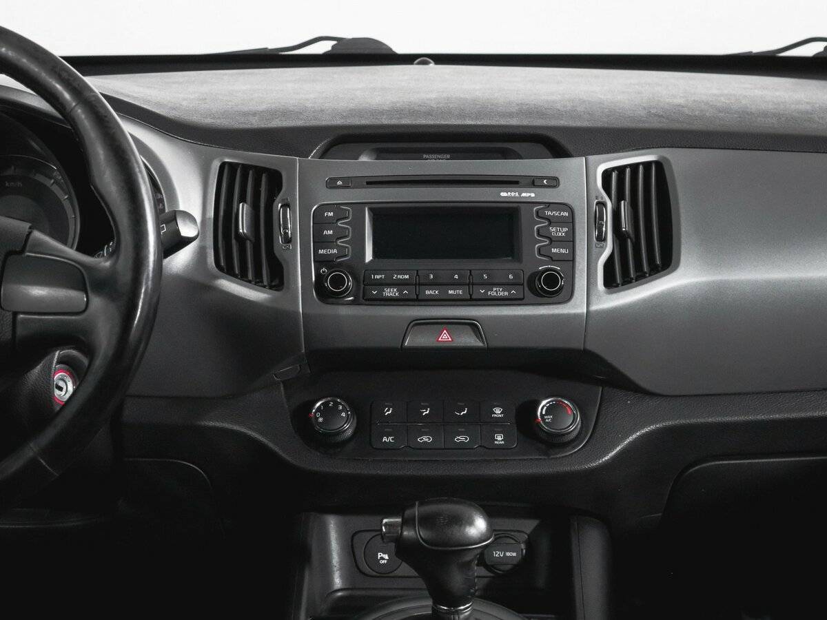 Kia Sportage с пробегом — 2015 год. Фото: #12