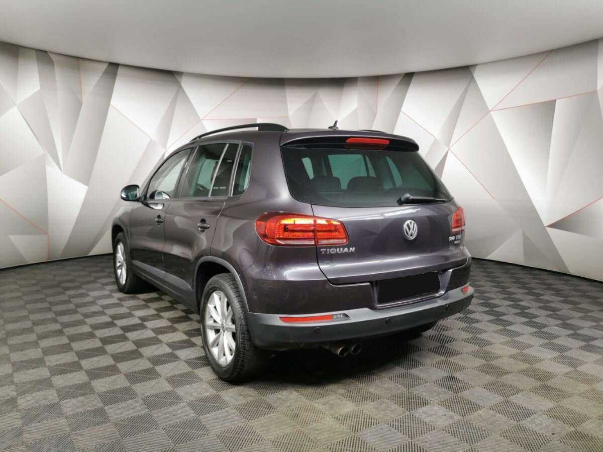 Volkswagen Tiguan с пробегом — 2015 год. Фото: #3