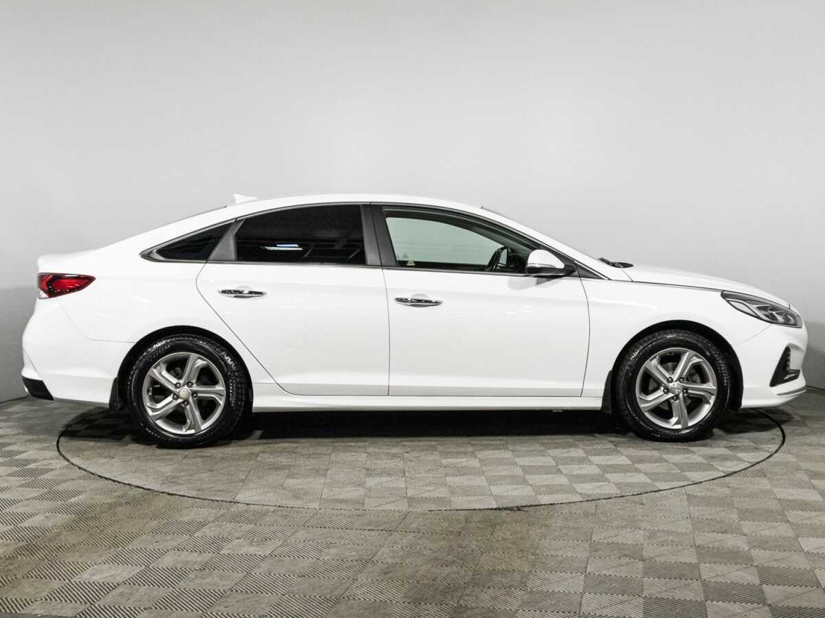 Hyundai Sonata с пробегом — 2018 год. Фото: #3