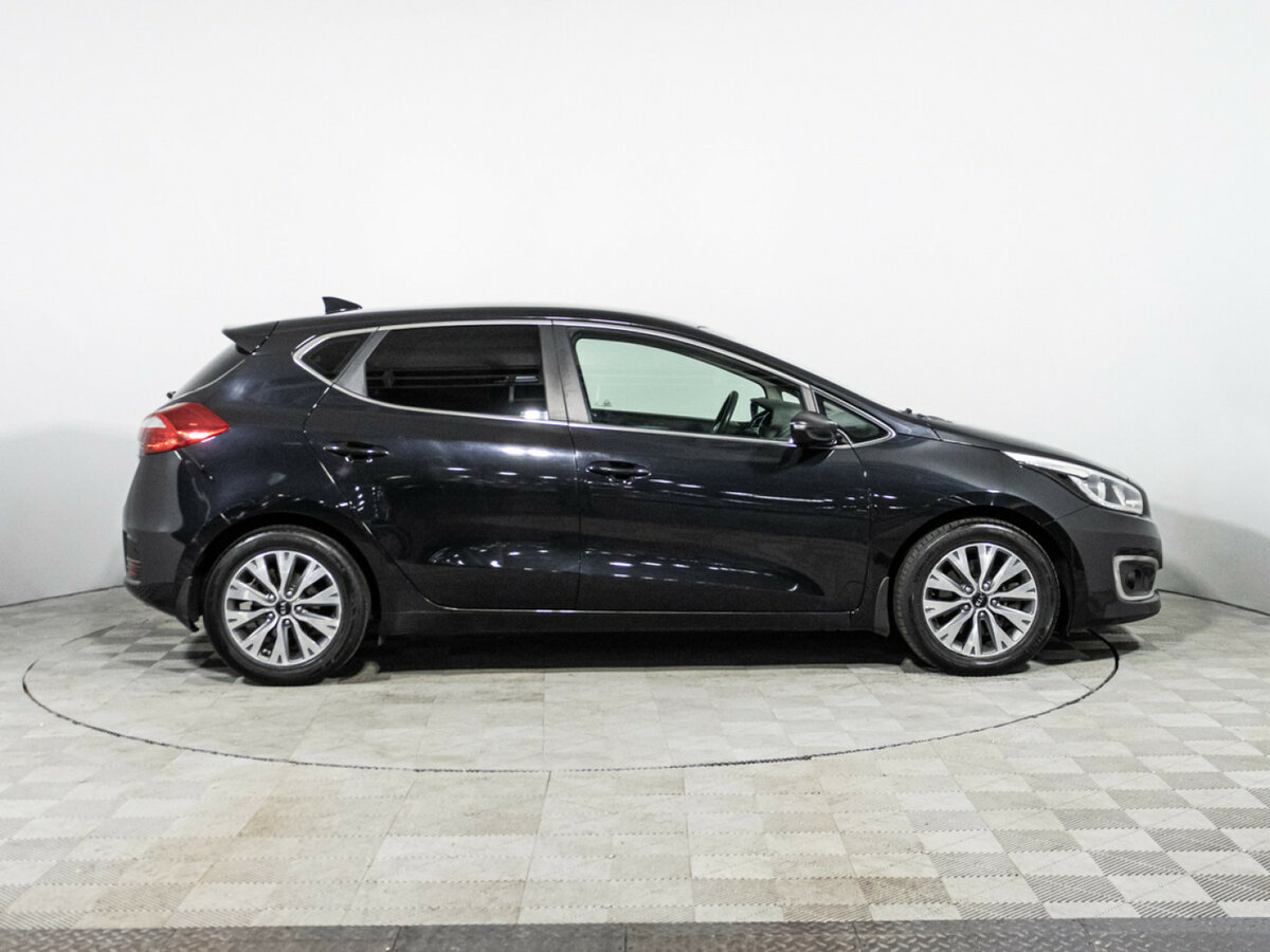 Kia Ceed с пробегом — 2017 год. Фото: #3