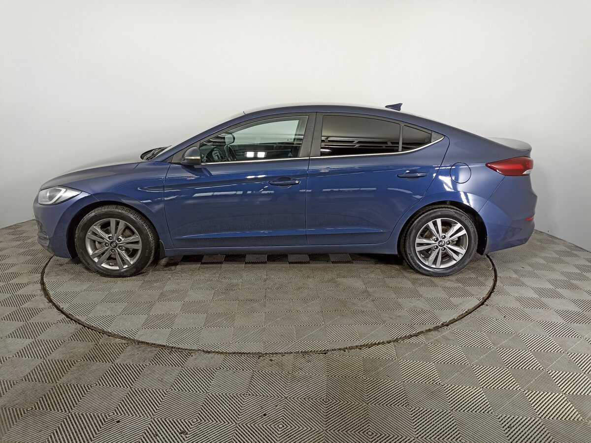 Hyundai Elantra с пробегом — 2018 год. Фото: #7