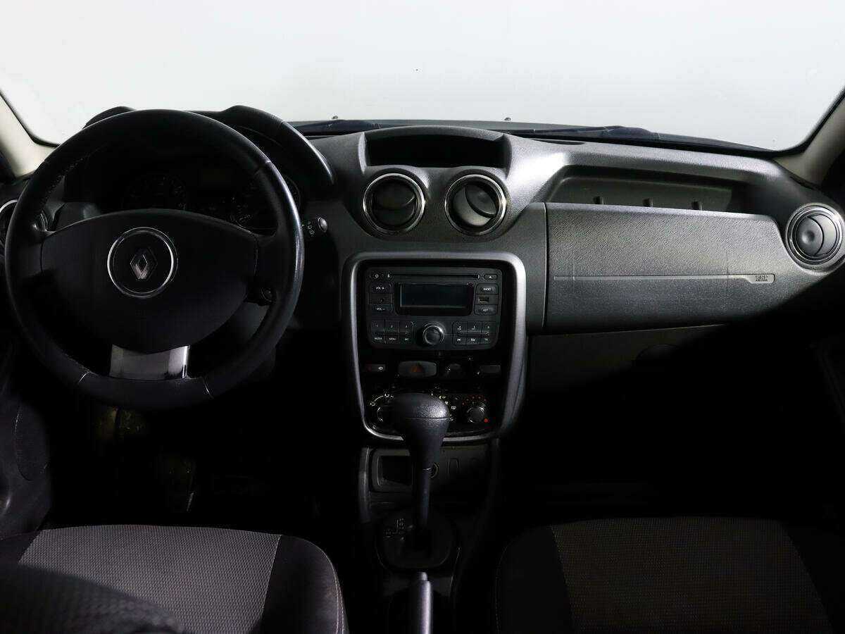 Renault Duster с пробегом — 2012 год. Фото: #11