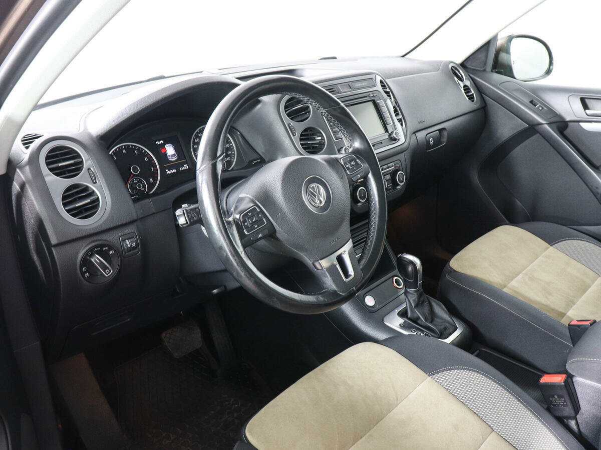 Volkswagen Tiguan с пробегом — 2014 год. Фото: #6