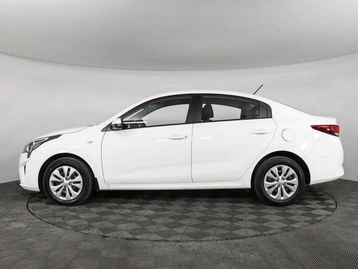 Kia Rio с пробегом — 2021 год. Фото: #7