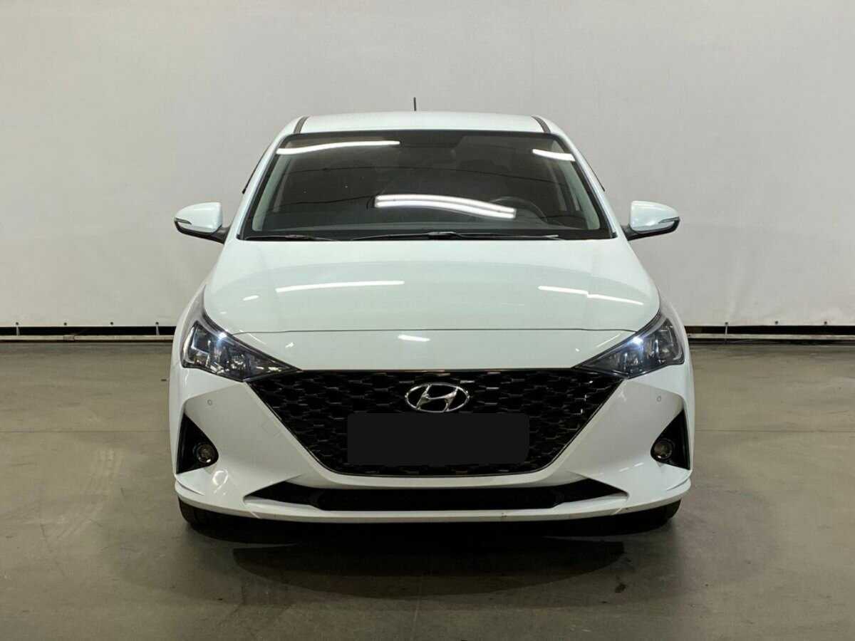 Hyundai Solaris с пробегом — 2020 год. Фото: #1