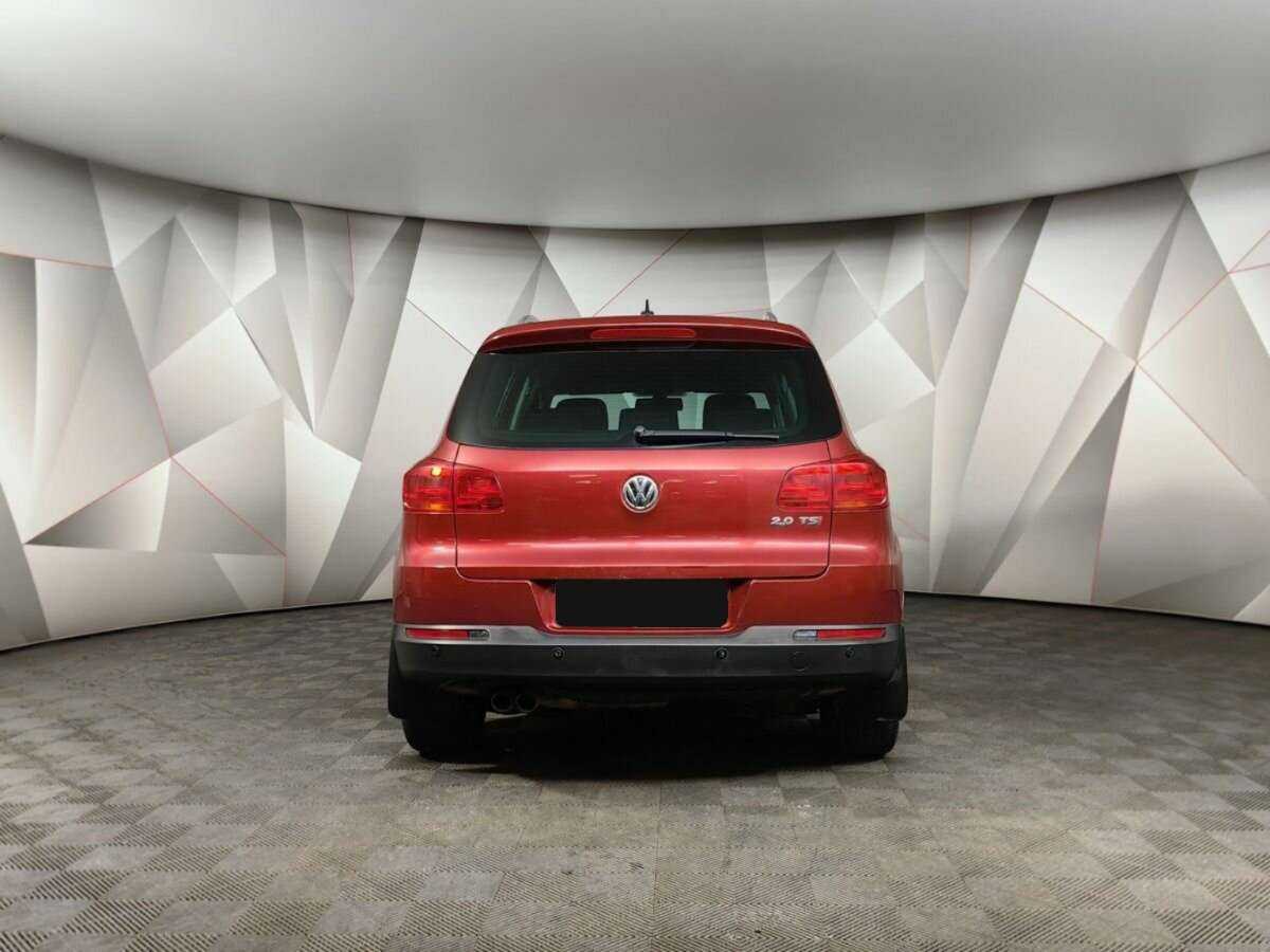 Volkswagen Tiguan с пробегом — 2012 год. Фото: #7