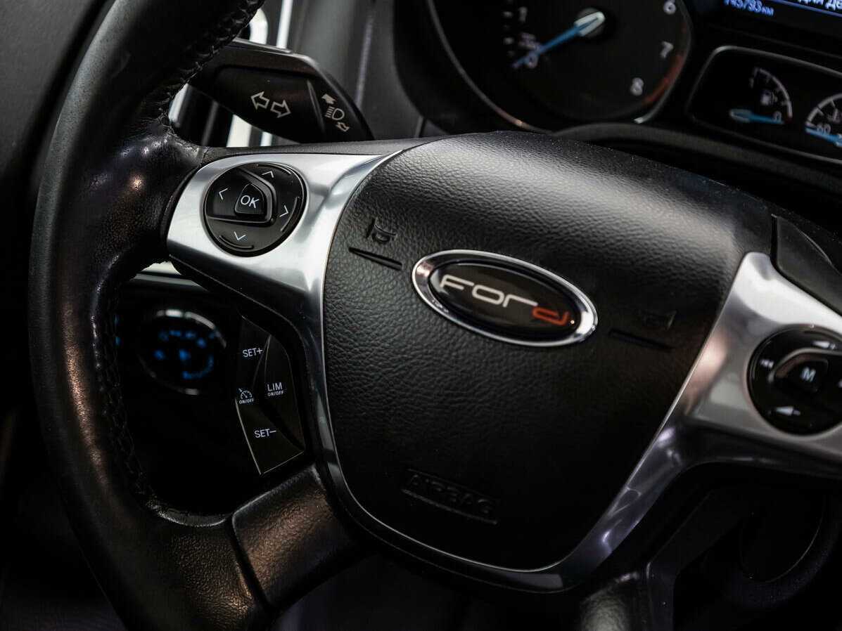 Ford Focus с пробегом — 2014 год. Фото: #18