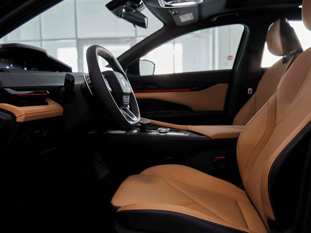 Changan UNI-V с пробегом — 2024 год. Фото: #8