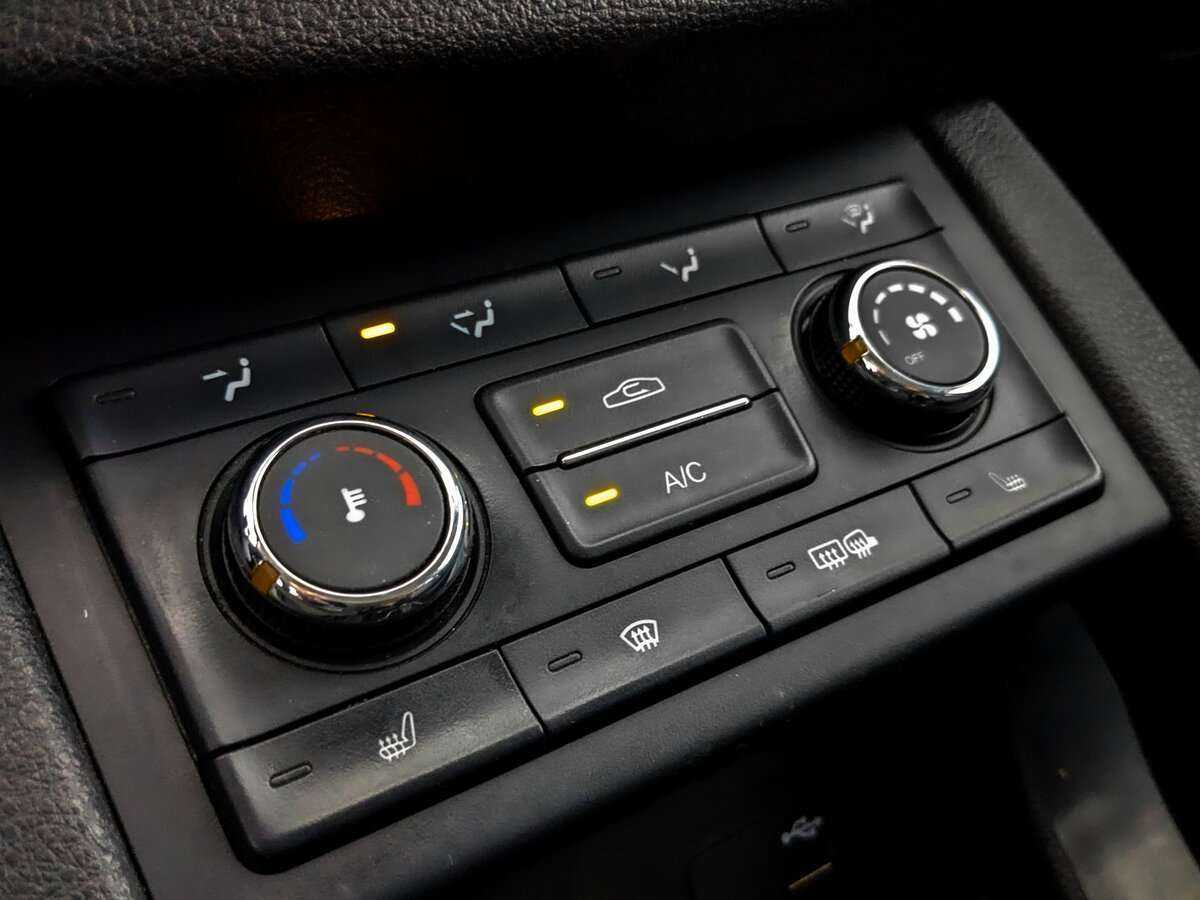 FAW Besturn X40 с пробегом — 2019 год. Фото: #21