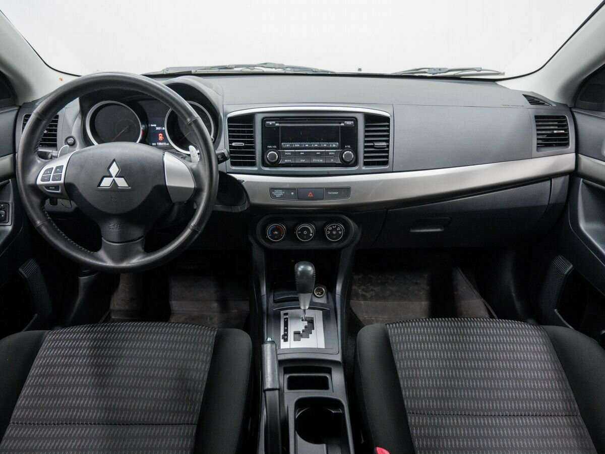 Mitsubishi Lancer с пробегом — 2012 год. Фото: #7
