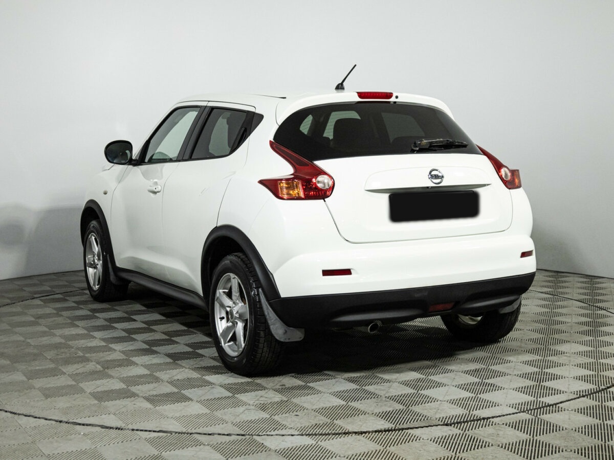 Nissan Juke с пробегом — 2014 год. Фото: #6
