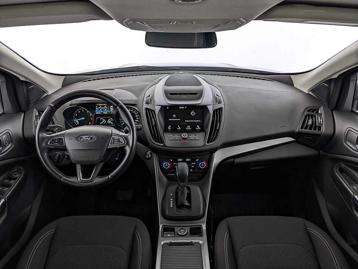 Ford Kuga с пробегом — 2018 год. Фото: #12