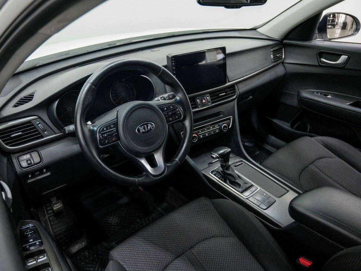 Kia Optima с пробегом — 2017 год. Фото: #9