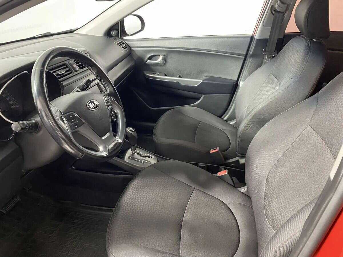 Kia Rio с пробегом — 2016 год. Фото: #8