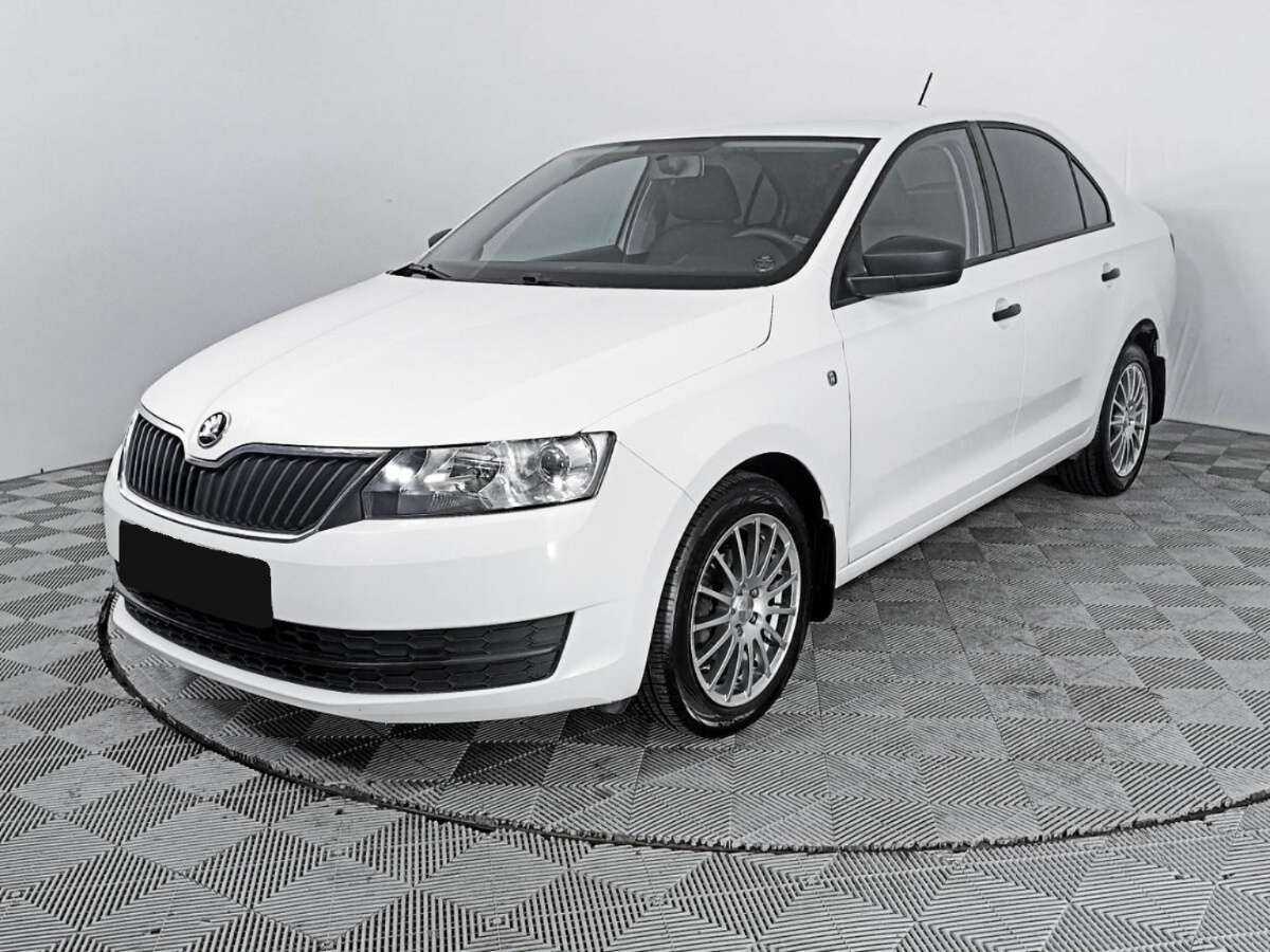 Skoda Rapid с пробегом — 2017 год. Посмотреть фото