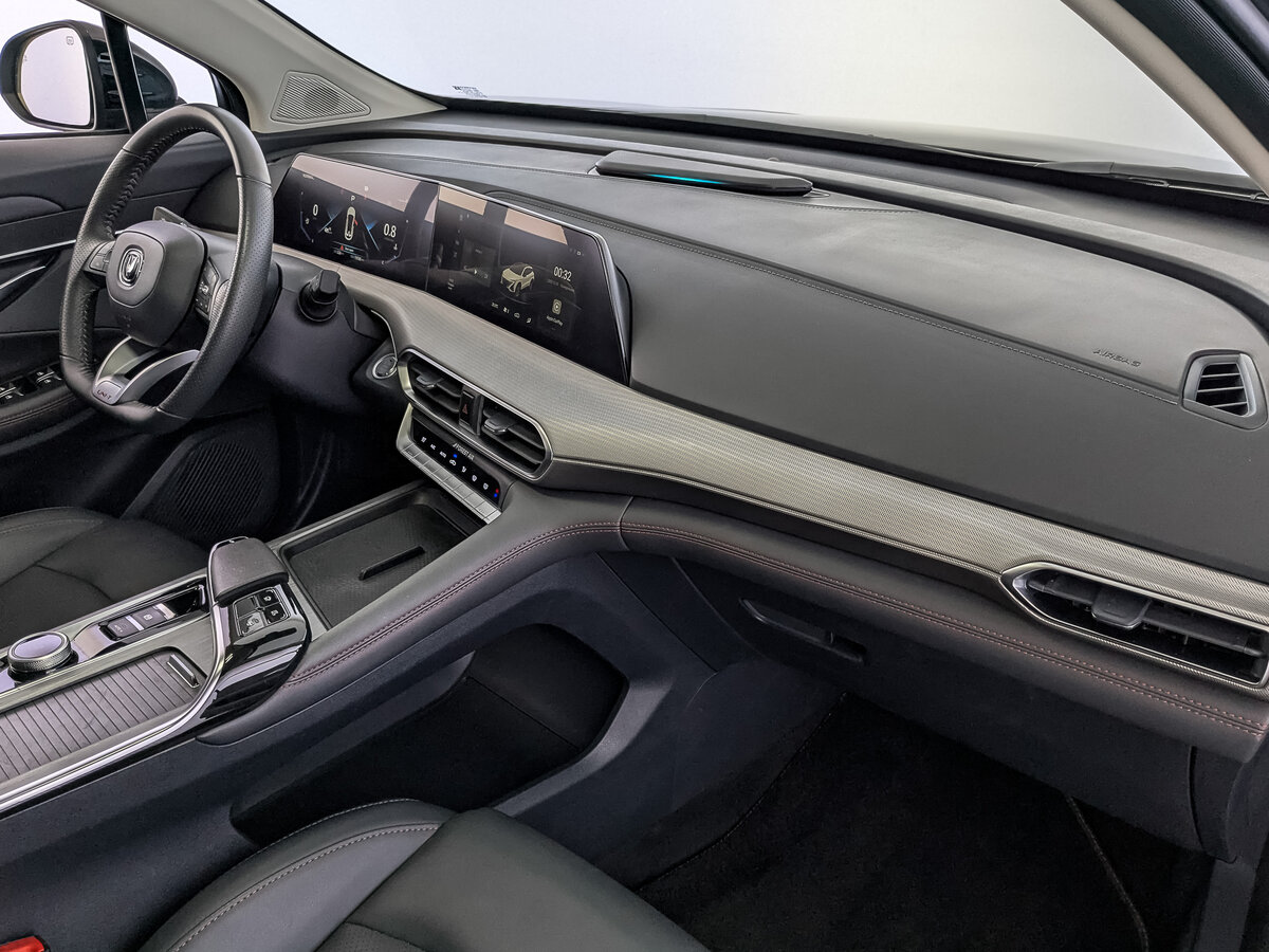 Changan UNI-T с пробегом — 2023 год. Фото: #12