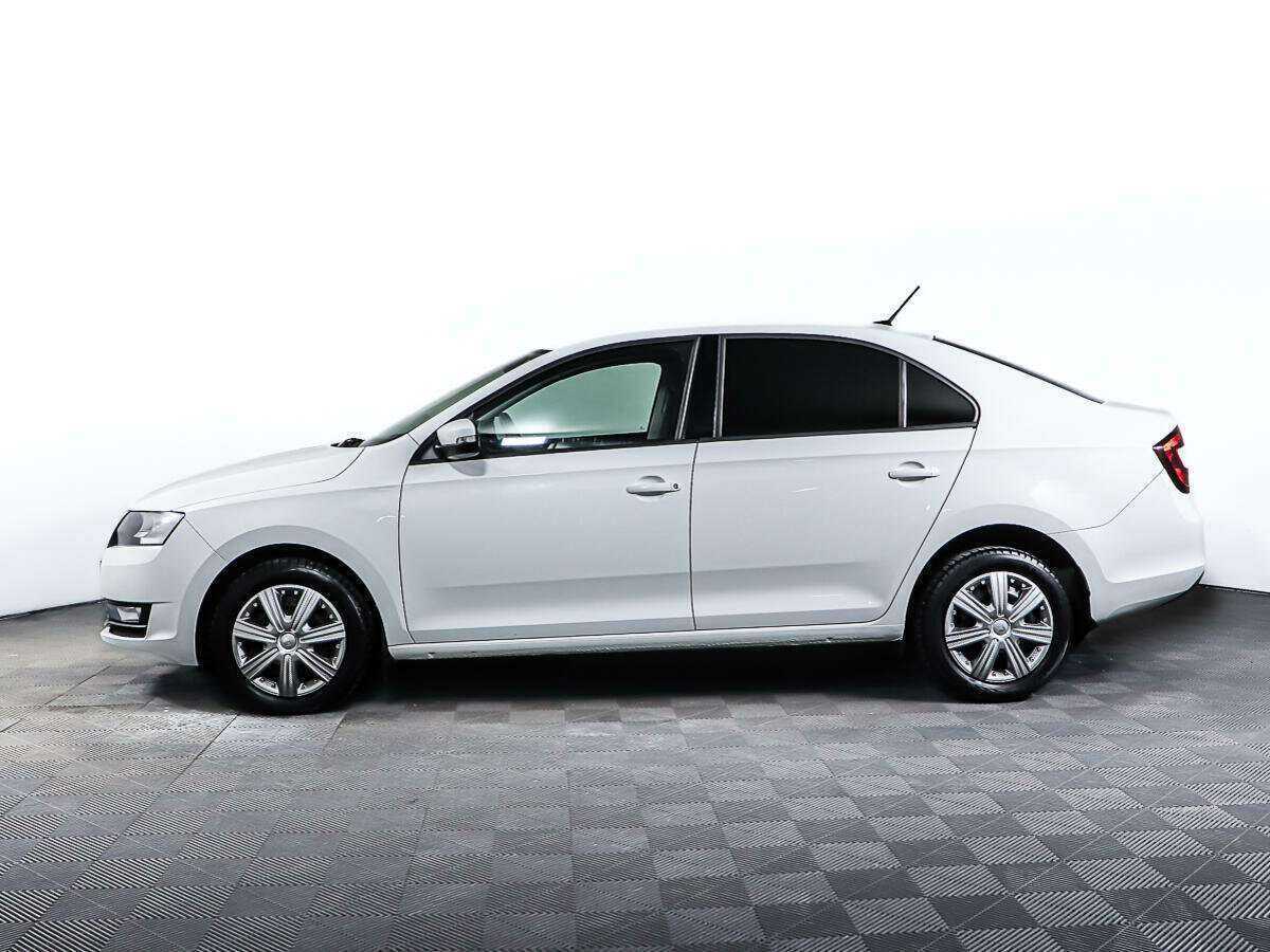 Skoda Rapid с пробегом — 2019 год. Фото: #7