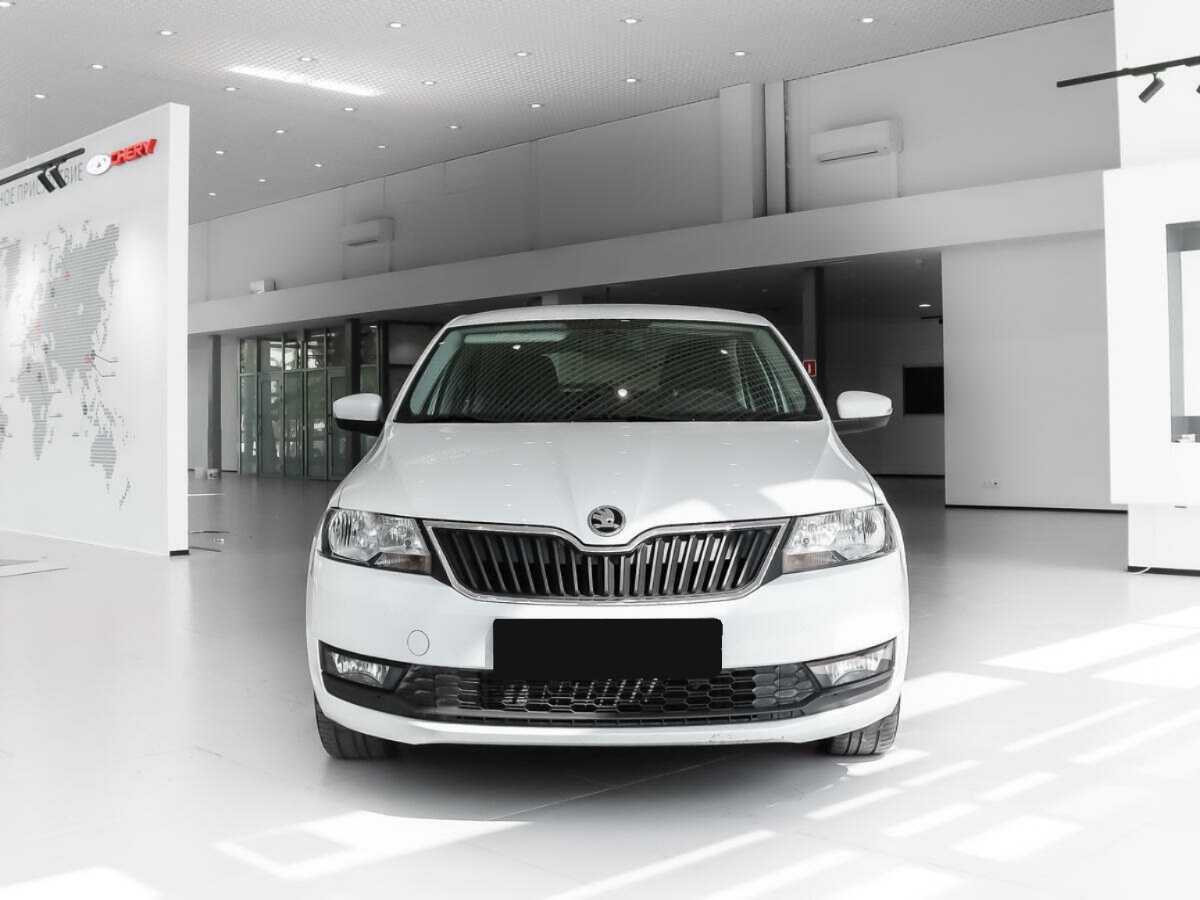 Skoda Rapid с пробегом — 2019 год. Фото: #1