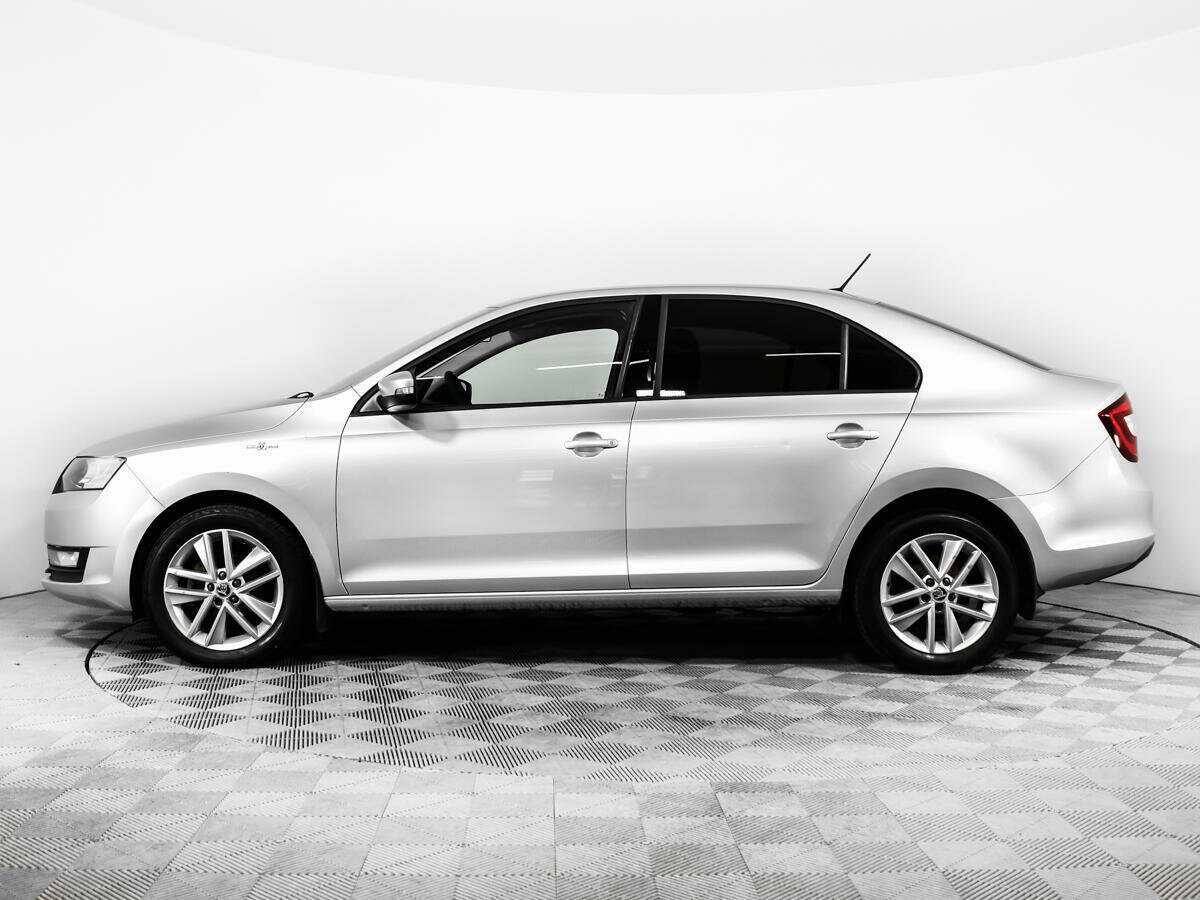 Skoda Rapid с пробегом — 2019 год. Фото: #7