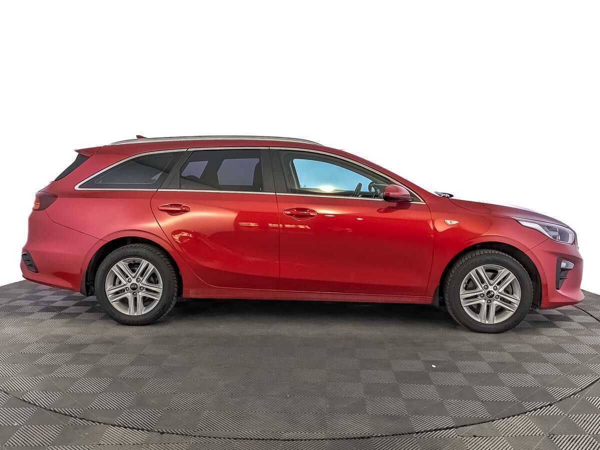 Kia Ceed с пробегом — 2021 год. Фото: #3