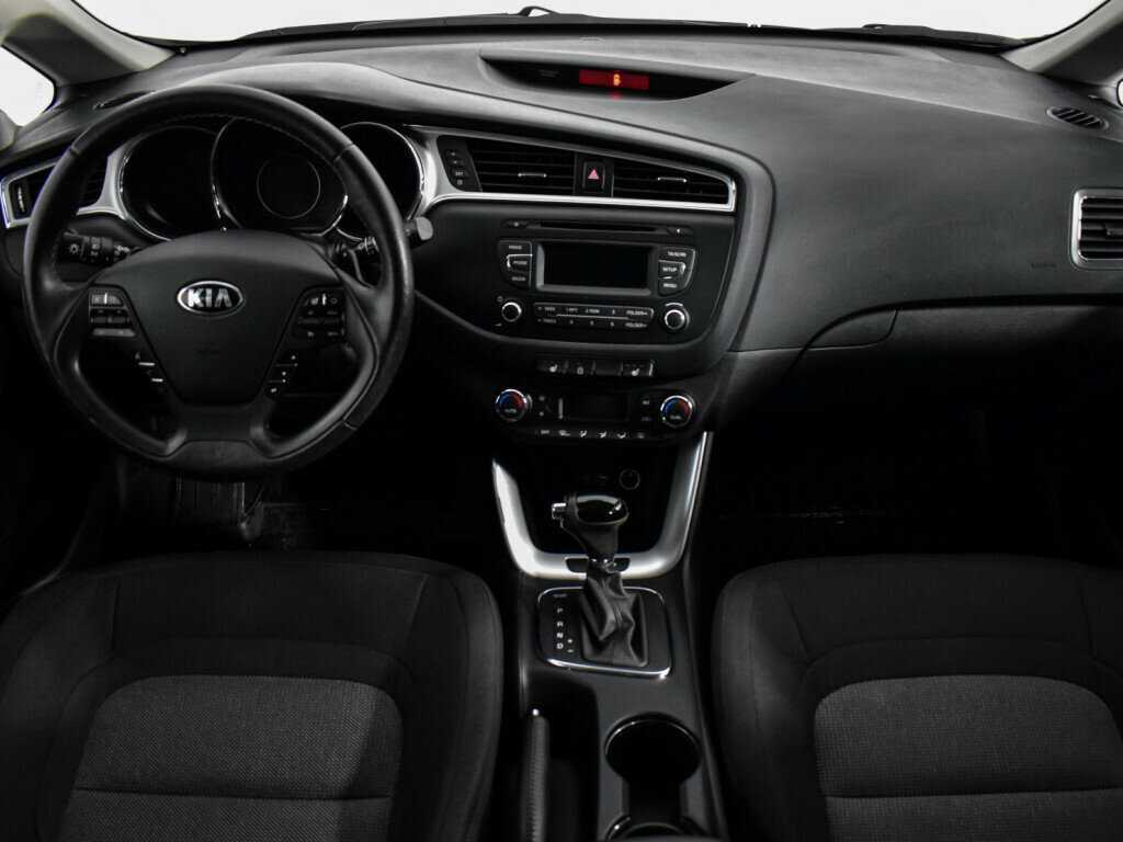 Kia Ceed с пробегом — 2018 год. Фото: #10