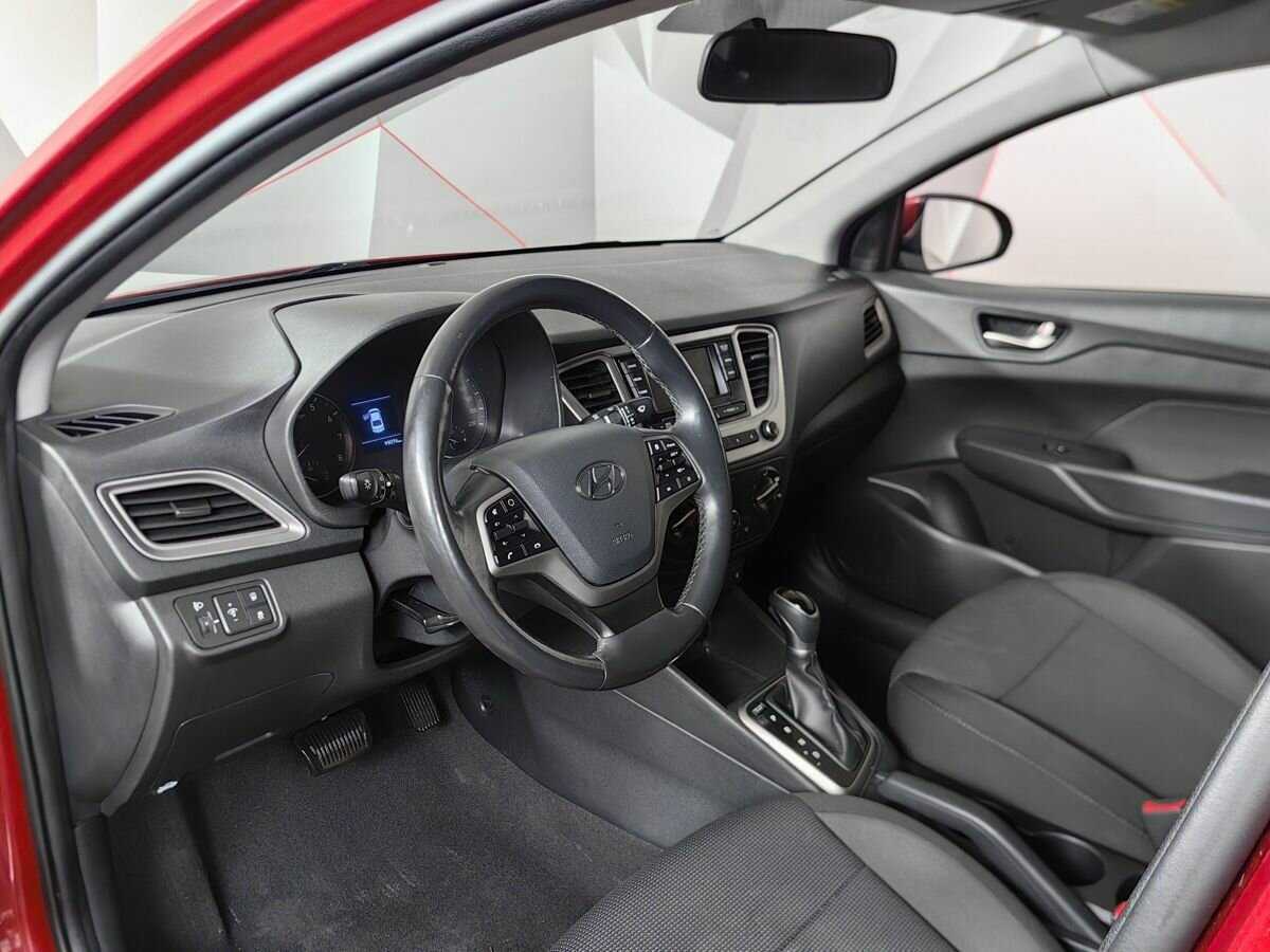 Hyundai Solaris с пробегом — 2020 год. Фото: #13