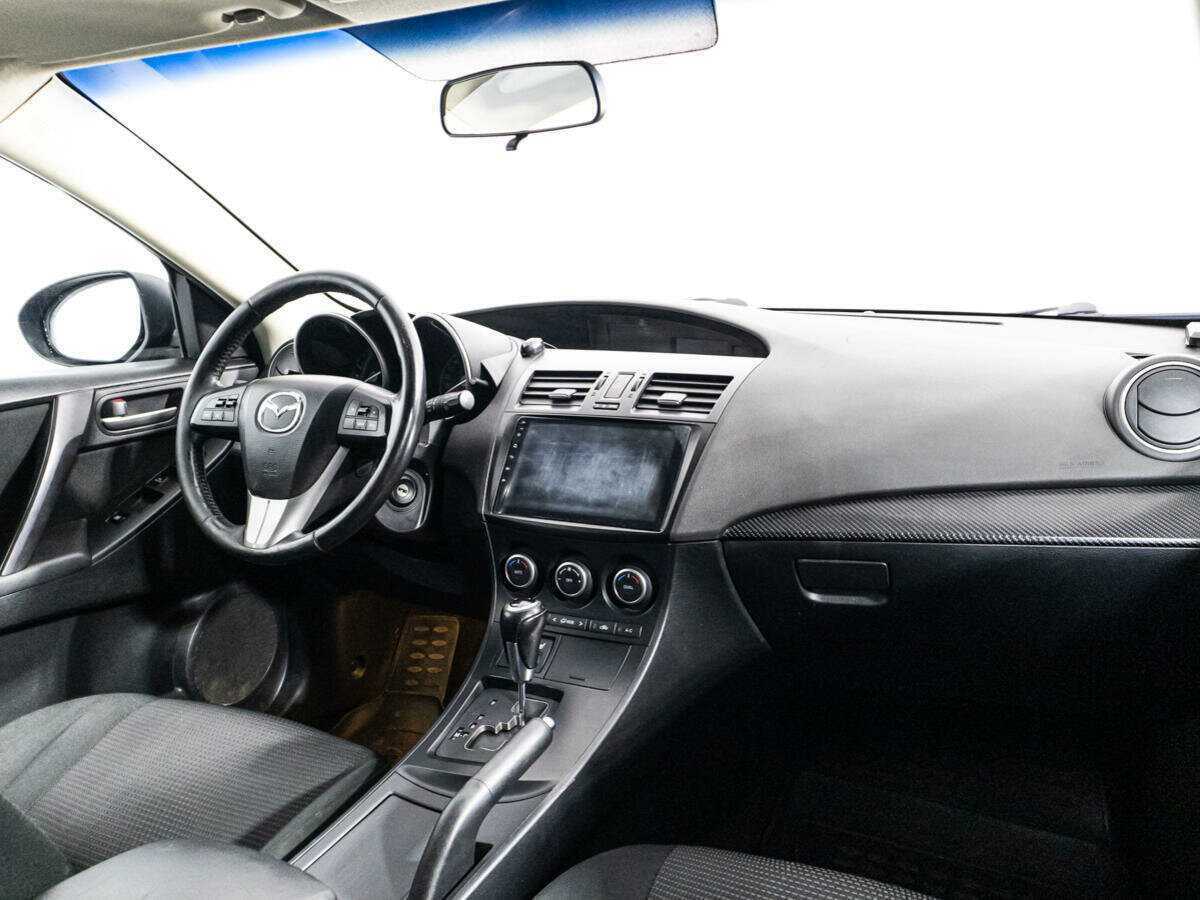 Mazda 3 с пробегом — 2012 год. Фото: #8