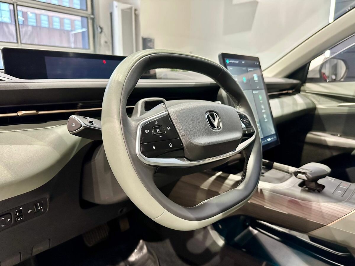 Changan Lamore с пробегом — 2023 год. Фото: #10