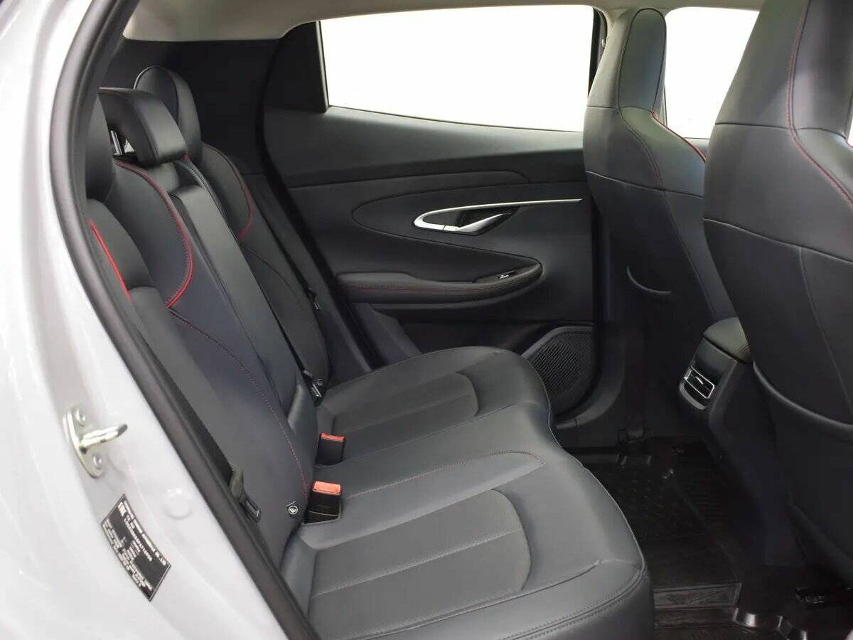 Changan UNI-T с пробегом — 2023 год. Фото: #14