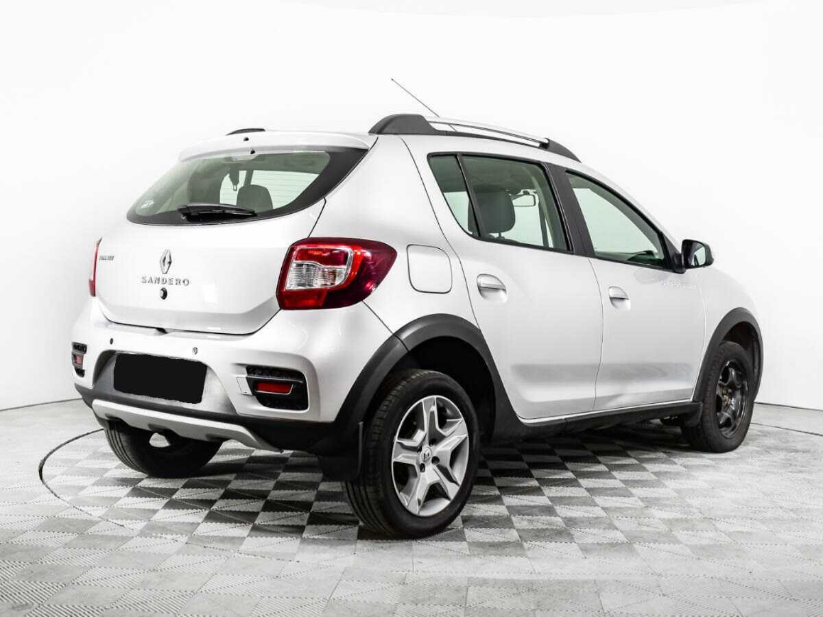 Renault Sandero с пробегом — 2018 год. Фото: #3