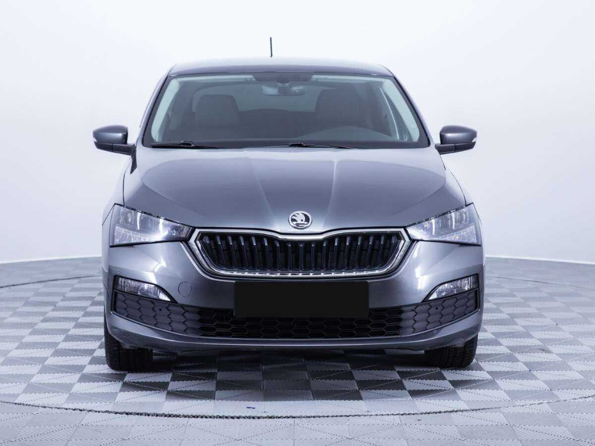 Skoda Rapid с пробегом — 2021 год. Фото: #1