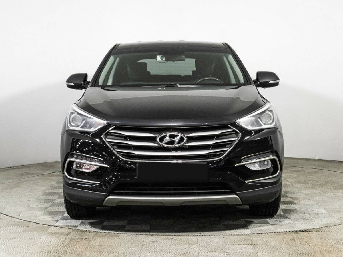 Hyundai Santa Fe с пробегом — 2017 год. Фото: #1