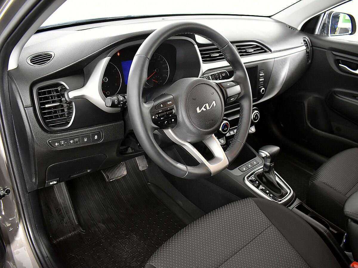 Kia Rio с пробегом — 2021 год. Фото: #6