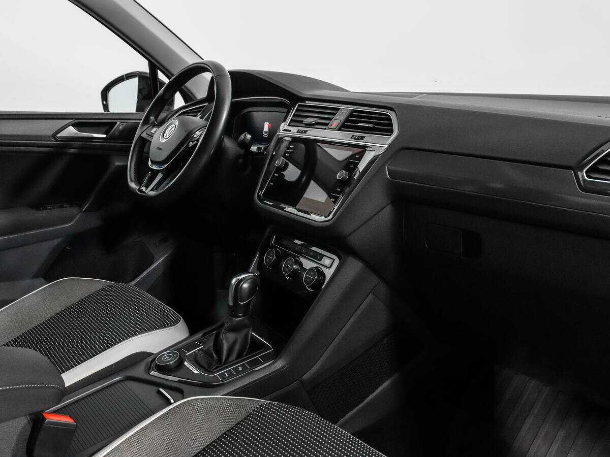 Volkswagen Tiguan с пробегом — 2019 год. Фото: #12